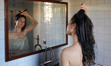 This Is How To Prevent Sweating Right After a Shower